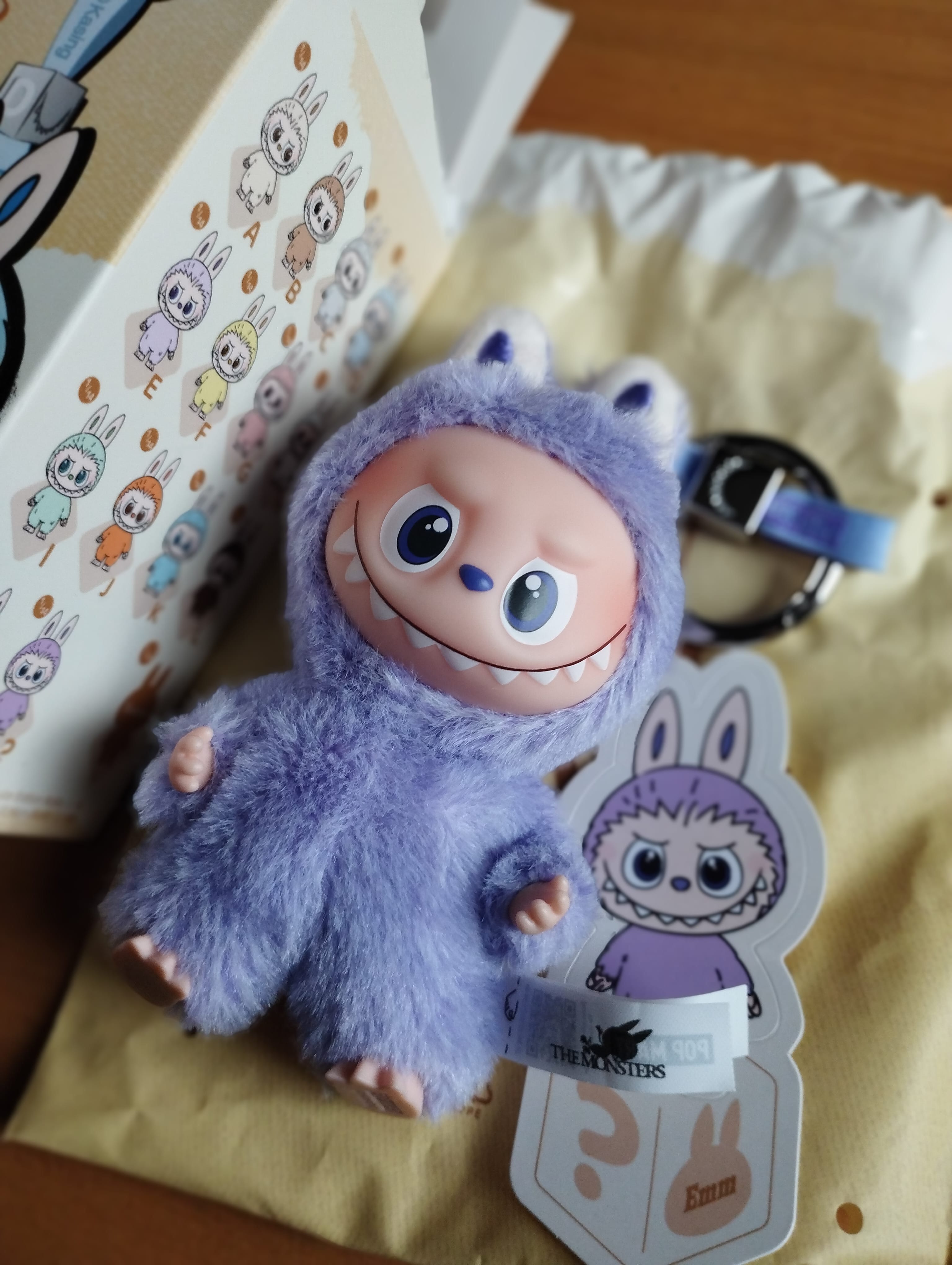 POP MART THE MONSTERS (LABUBU) Pin for Love Series-Vinyl Plush Pendant (A-M) ?