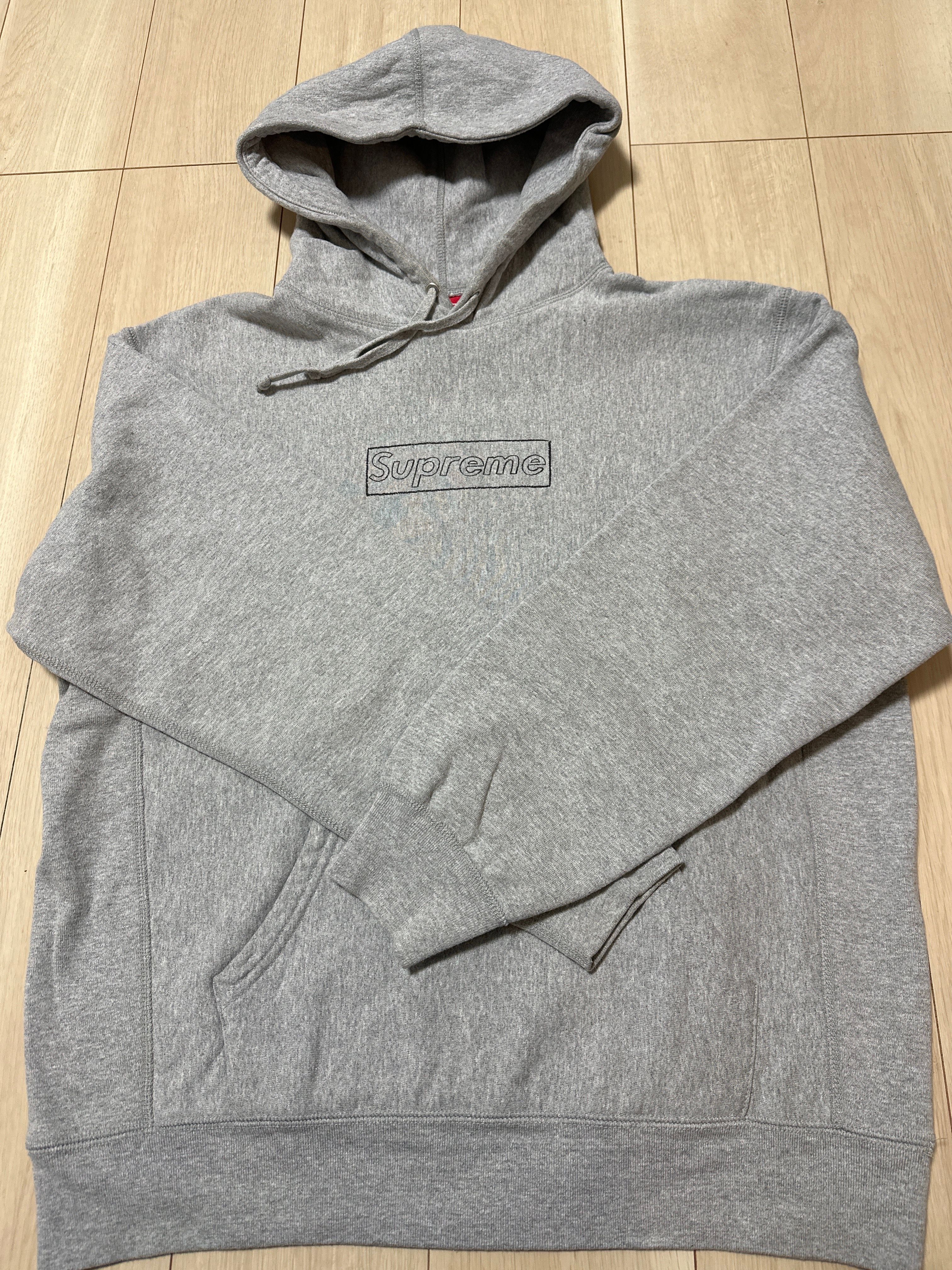 Supreme KAWS Chalk Logo Hooded Sweatshirt "Grey"(2021)