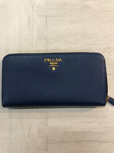 プラダ 長財布 ラウンド 財布
