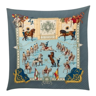 エルメス プリーツカレ Real Escuela Andaluza del Arte 王立アンダルシア馬術学校 スカーフ マルチカラー シルク レディース HERMES 【中古】