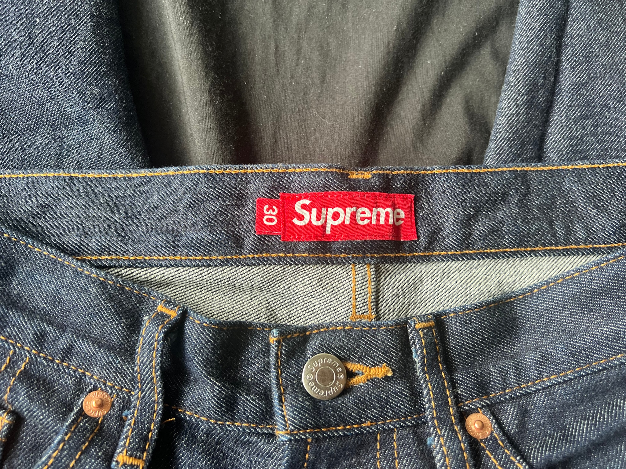 Supreme Baggy Selvedge Jean (25FW) "Rigid Indigo"