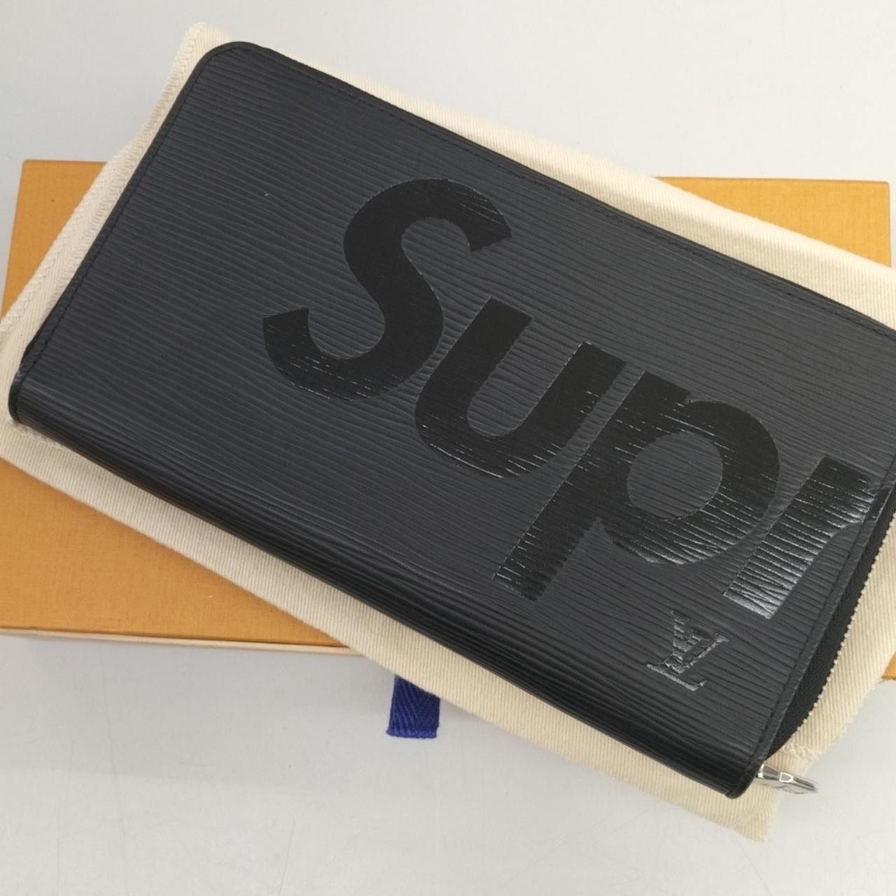 Supreme / Louis Vuitton Zippy Organizer Epi "Noir"