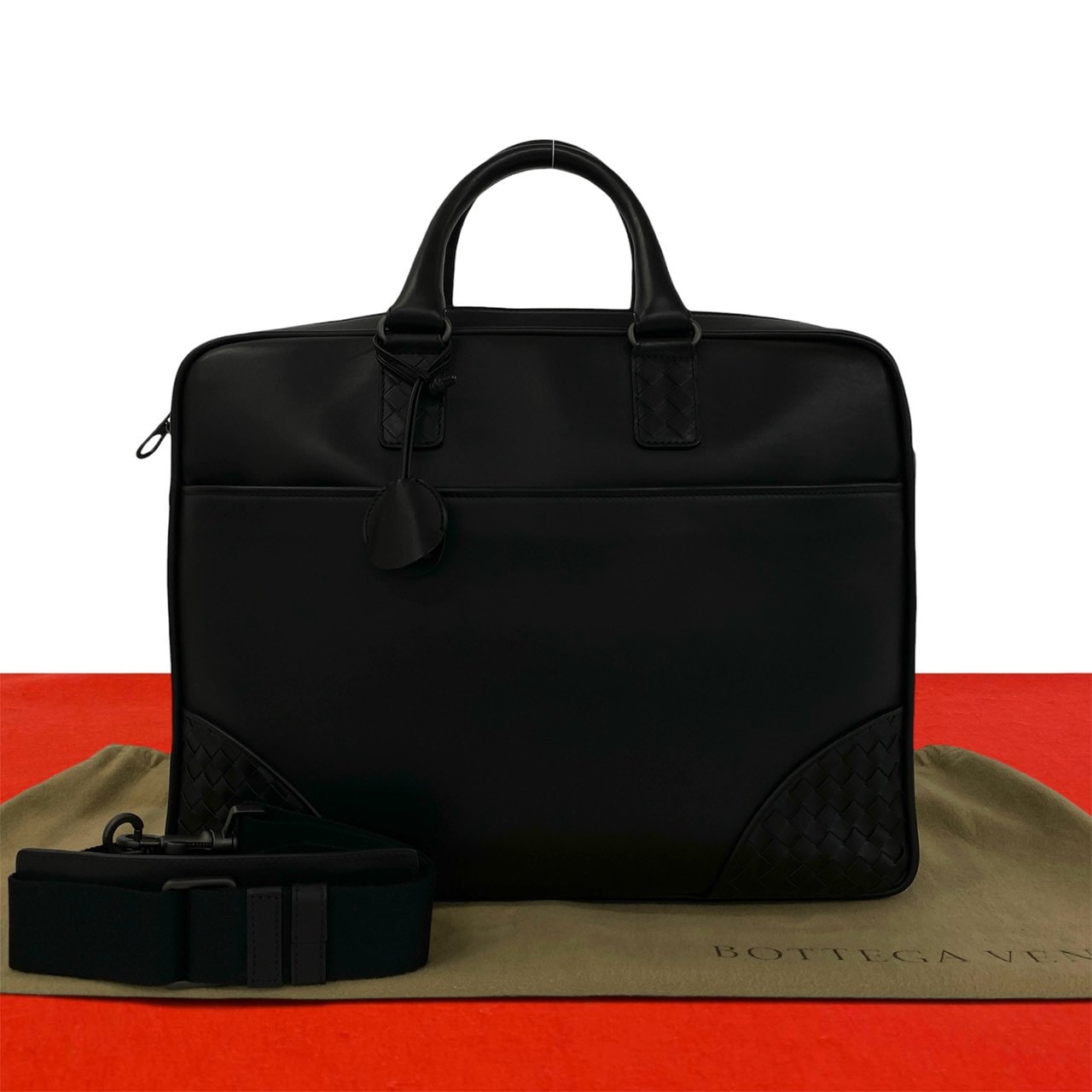 BOTTEGA VENETA ボッテガヴェネタ イントレチャート レザー ショルダーバッグ ブラック
59790