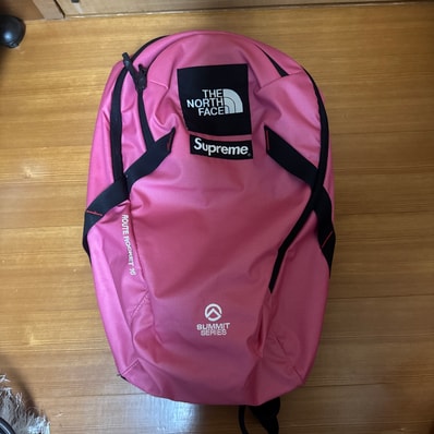 Supreme x The North Face Summit Series Outer Tape Seam Route Rocket Backpack "Pink"