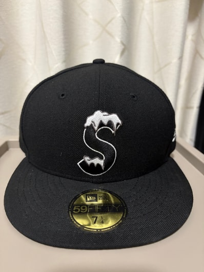 Supreme S Logo New Era® "Black" (20FW)