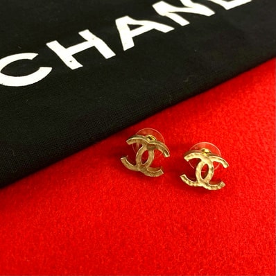 CHANEL シャネル ココマーク モチーフ GP ピアス ゴールド
09665