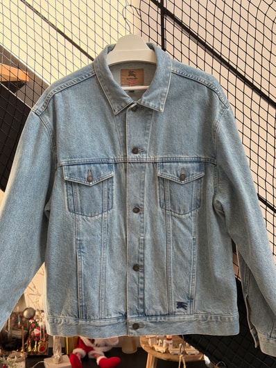 Supreme / Burberry Denim Trucker Jacket "Blue"