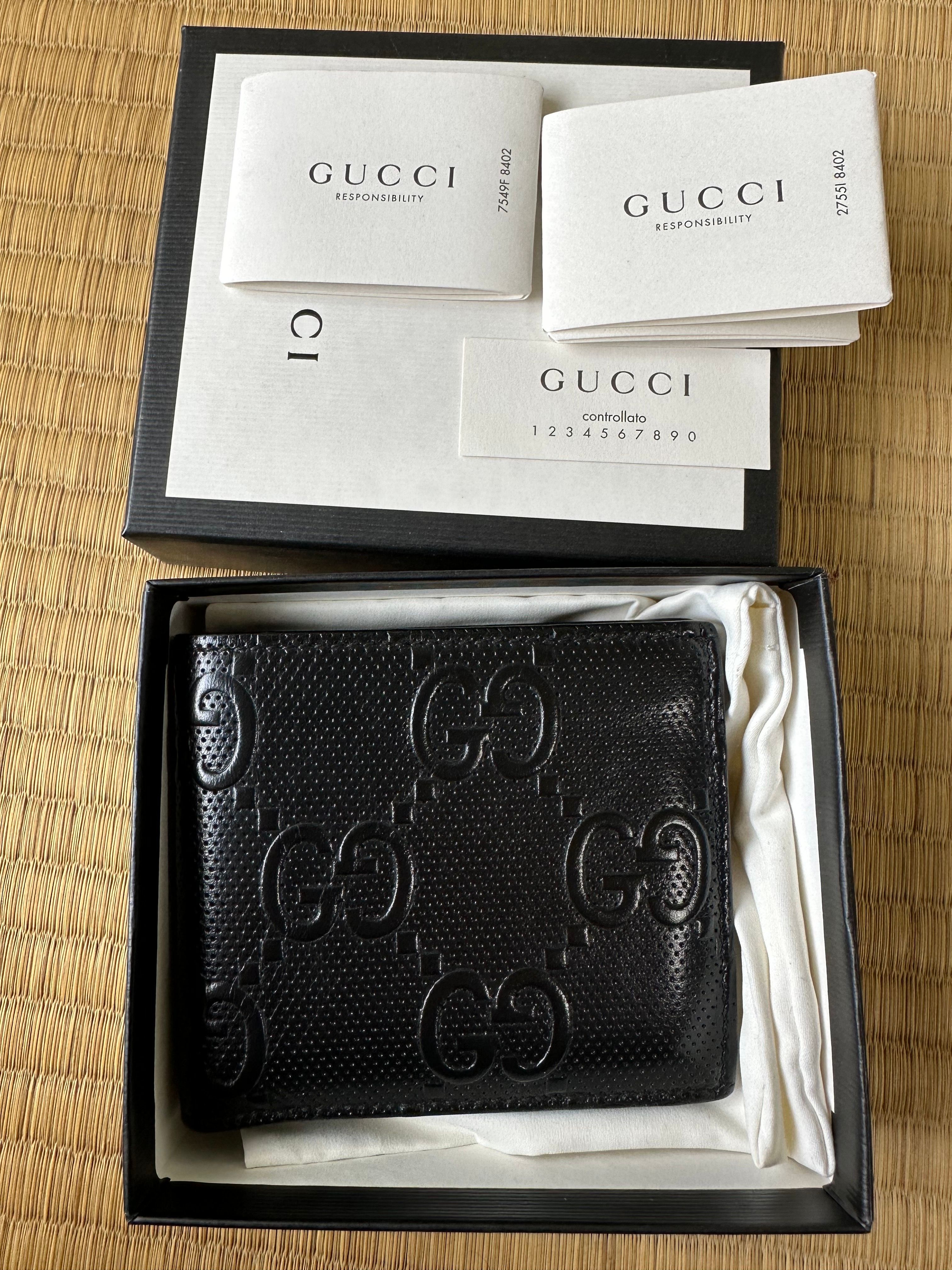 GUCCI GG Embossed Coin Wallet "Black"