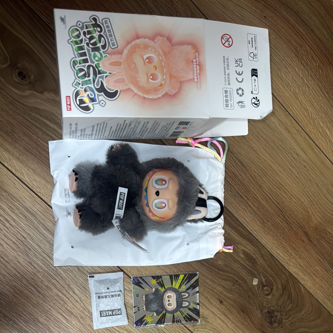 POP MART THE MONSTERS (LABUBU) Big into Energy Series Plush Pendant ID (Secret)