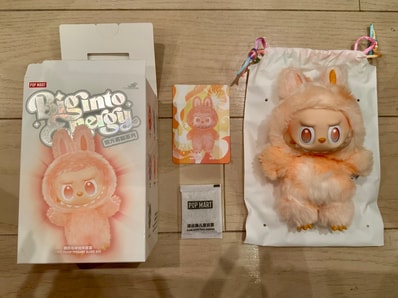 POP MART THE MONSTERS (LABUBU) Big into Energy Series Plush Pendant HAPPINESS