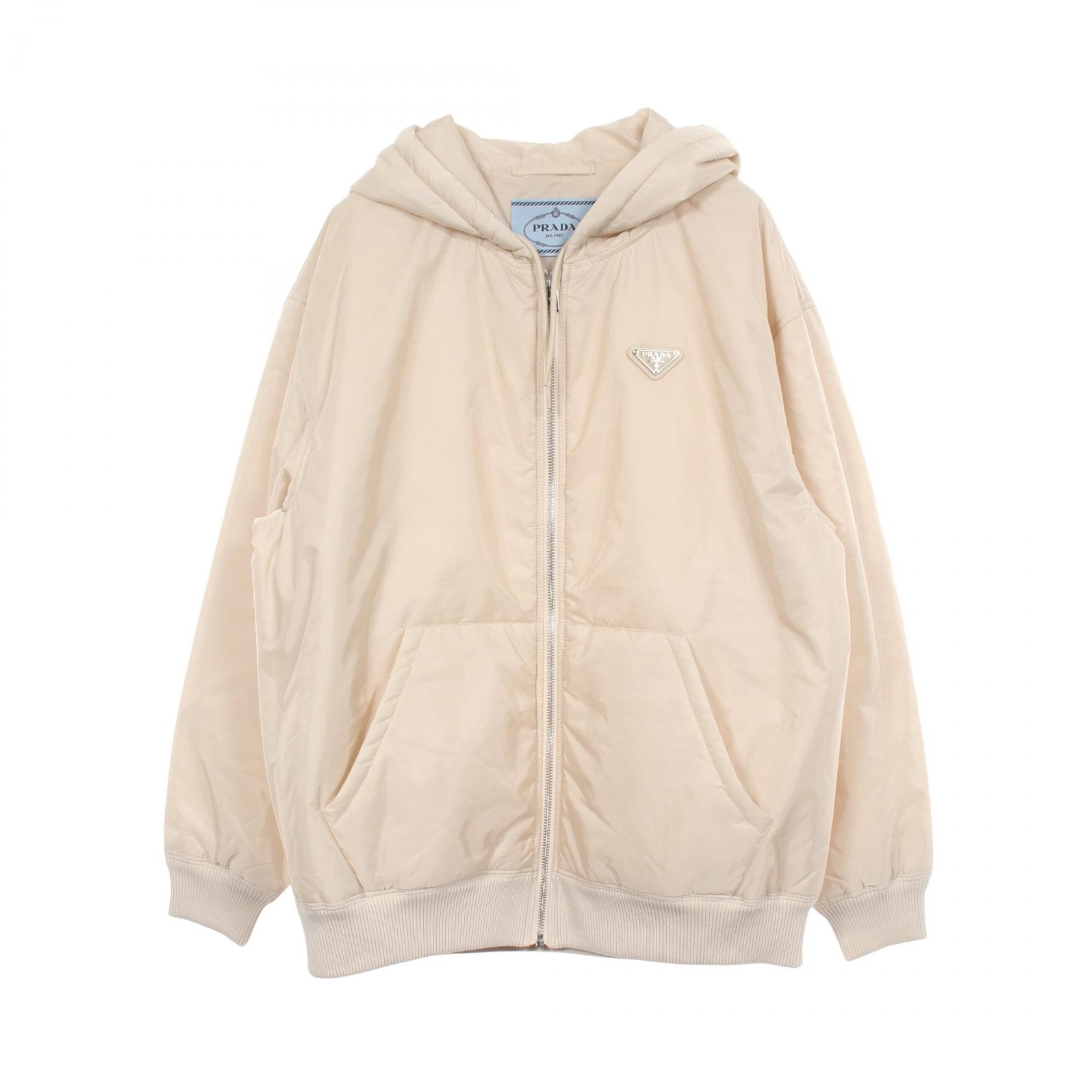 プラダ PRADA Re-Nylon トライアングルロゴ 中綿入り フード付き 衣料品 アウター ナイロン レディース アイボリー系 【中古】