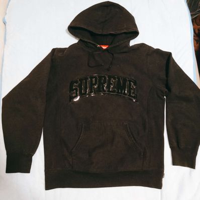supreme patent chenille arc logo hoodie