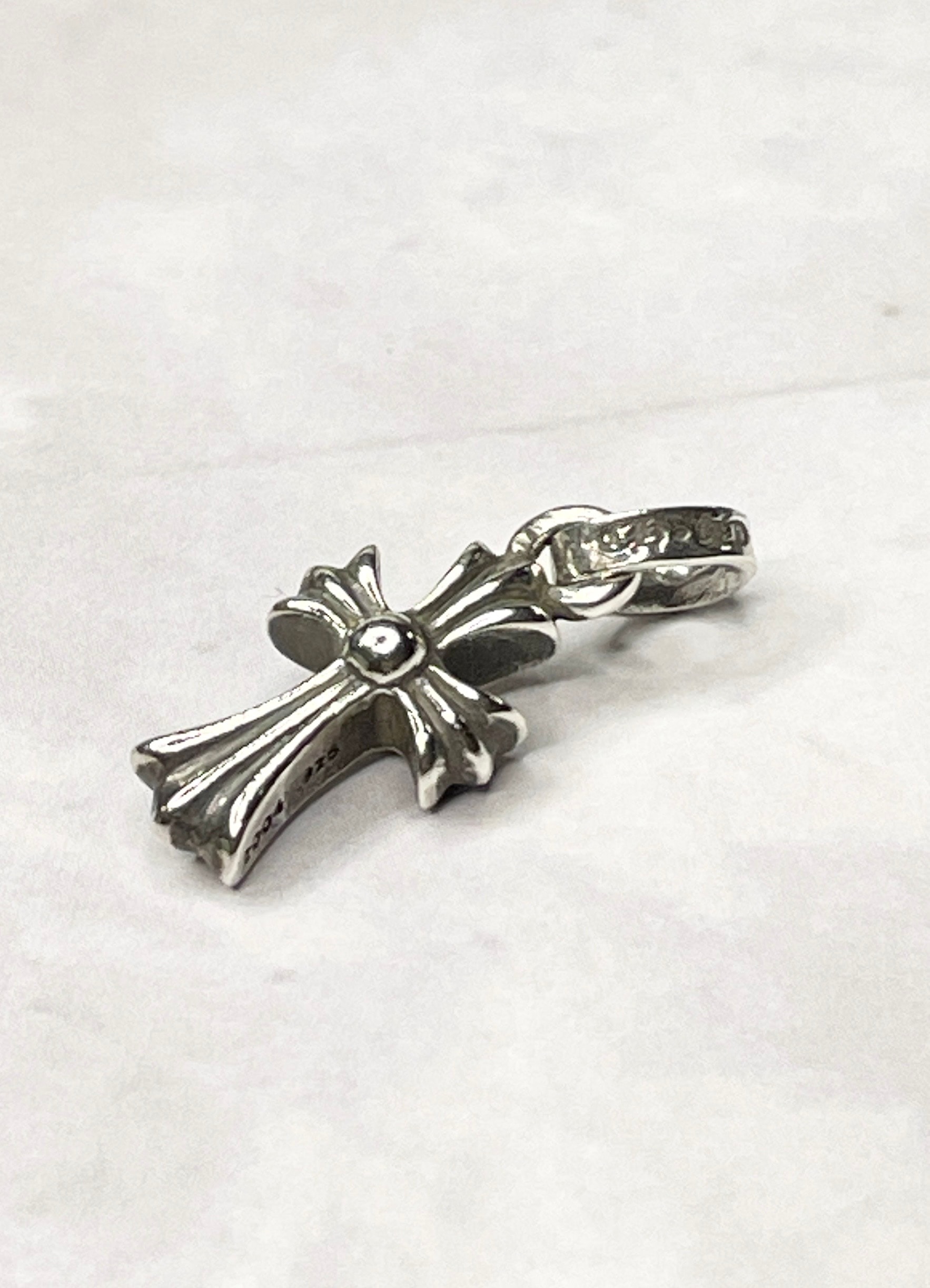 クロムハーツ CH クロス ベイビーファット チャーム "シルバー"