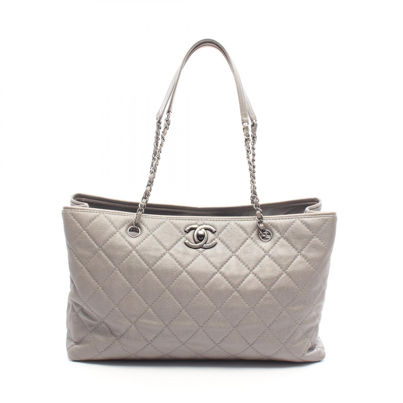 シャネル CHANEL マトラッセ チェーントート アンティークシルバー金具 トートバッグ バッグ キャビアスキン(グレインドカーフ) レディース シルバー系 【中古】