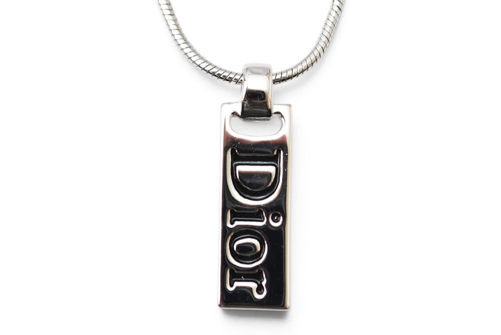 クリスチャンディオール ネックレス/ペンダント Christian Dior プレートロゴ/シルバー【中古】