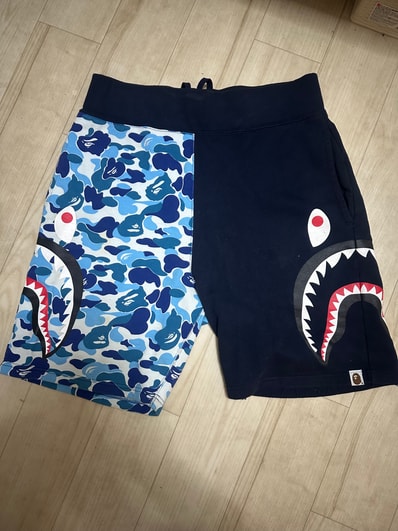 A BATHING APE 1st Camo Side Shark Sweatshort "Black"