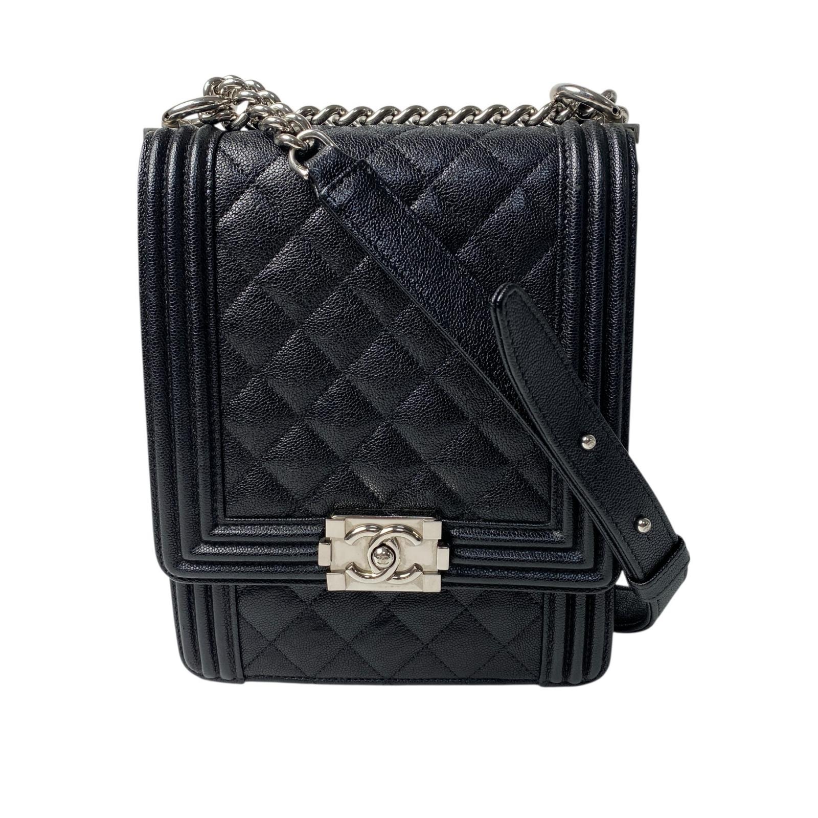 シャネル ショルダーバッグ レディース