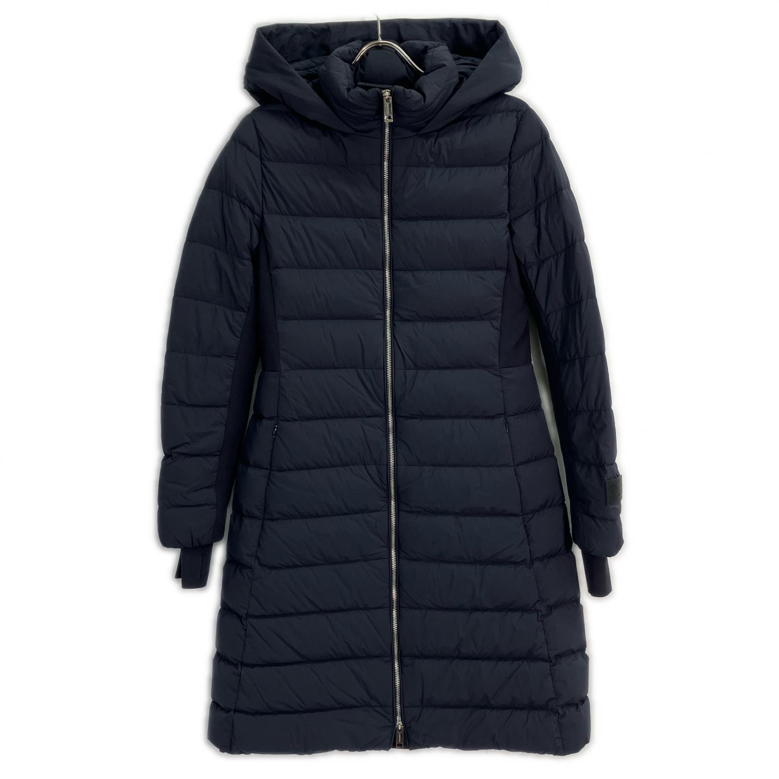 バーバリーロンドン 8067299 ネイビー ナイロンフーデッドダウンコート S