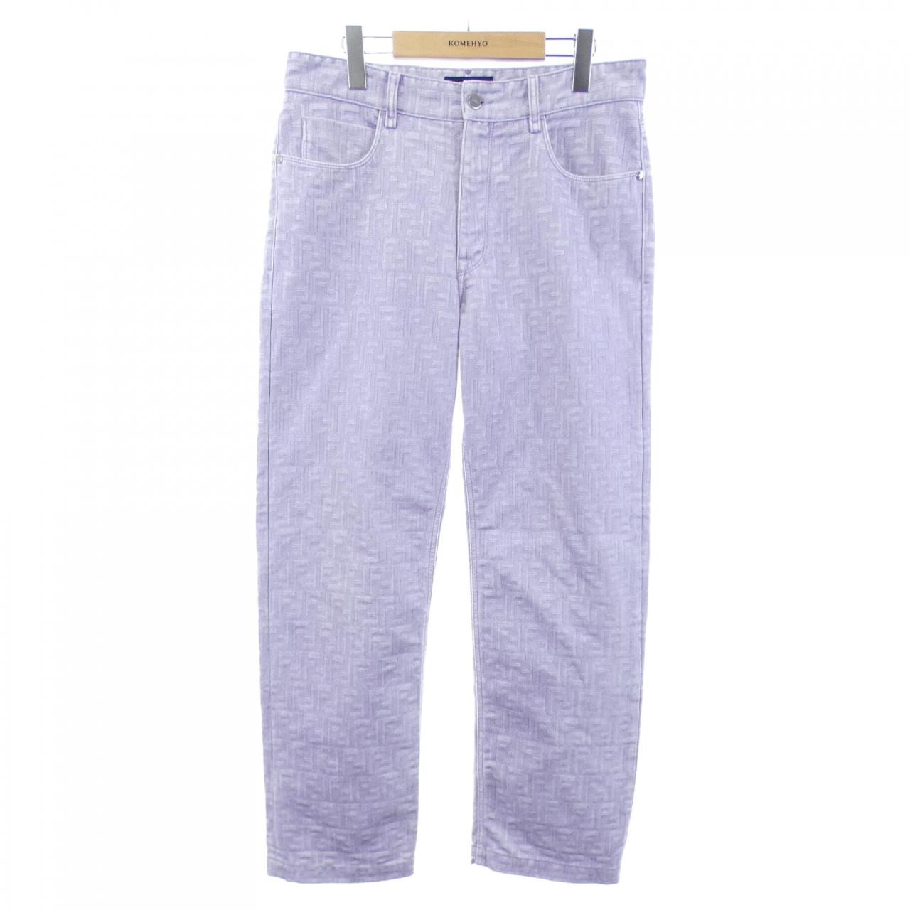 フェンディ FENDI FFモチーフ FLP302 APSW ジーンズ