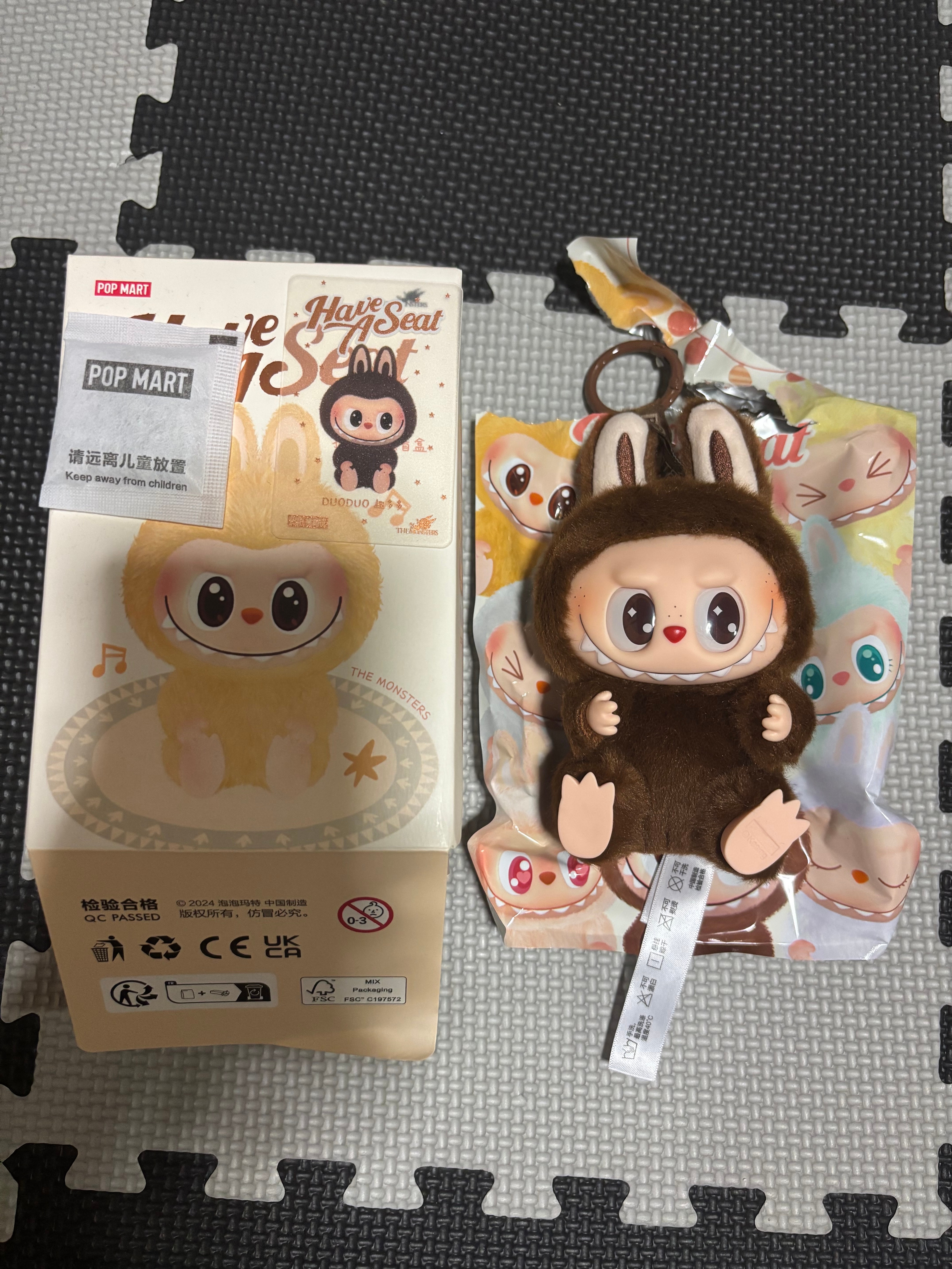 POP MART THE MONSTERS (LABUBU) Have a Seat Plush Series DUODUO (Secret)