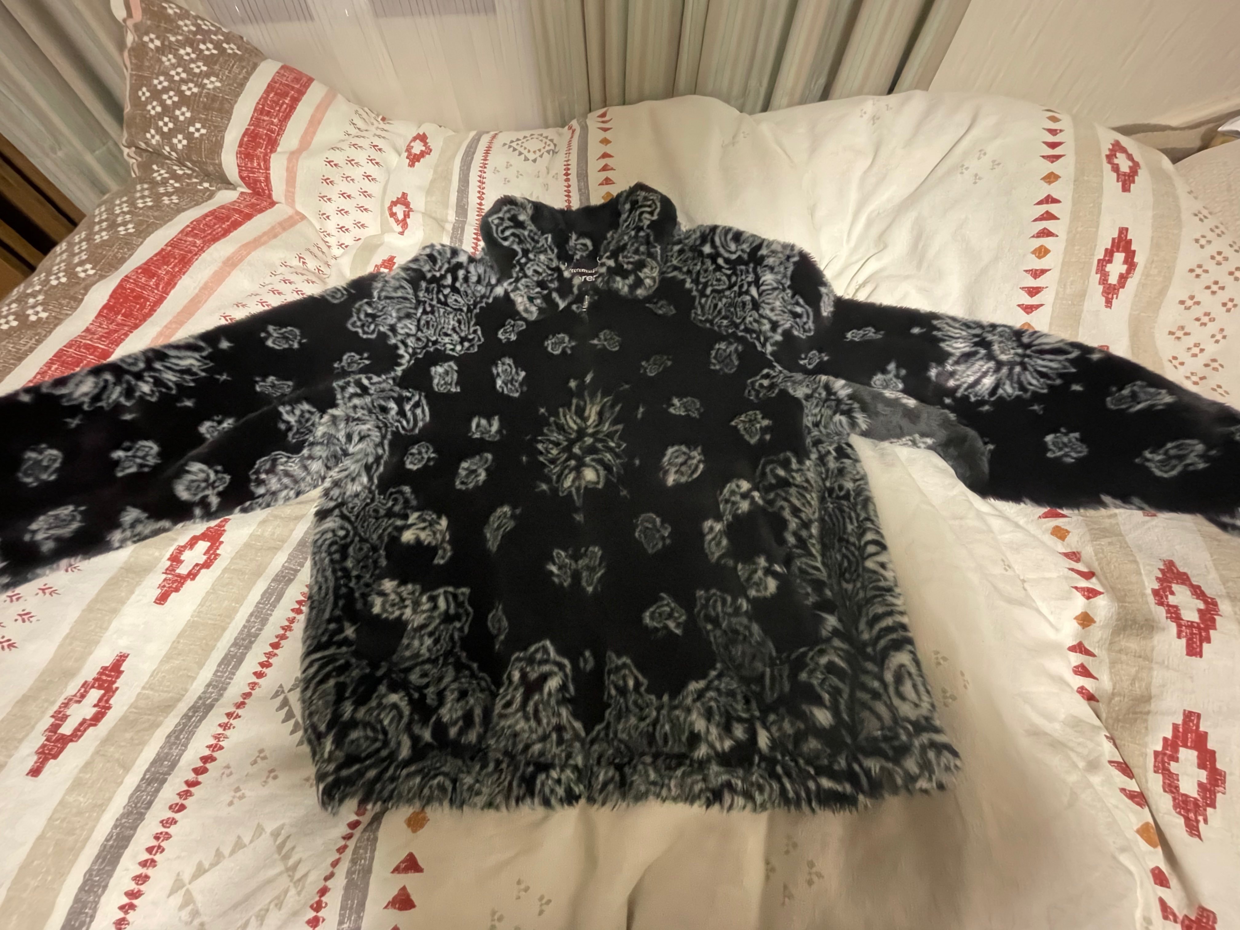 Supreme Bandana Faux Fur Bomber Jacket "Black"