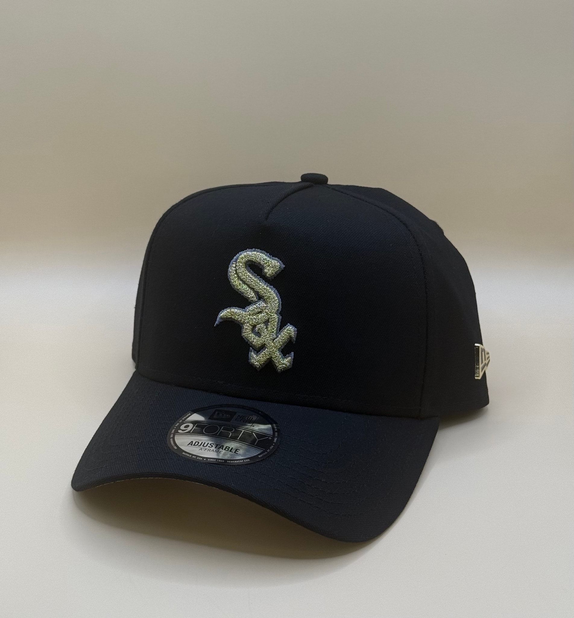 【限定発売】New Era 9FORTY シカゴ・ホワイトソックス チェーンステッチ キャンバス Project X NE メタルバッジ 