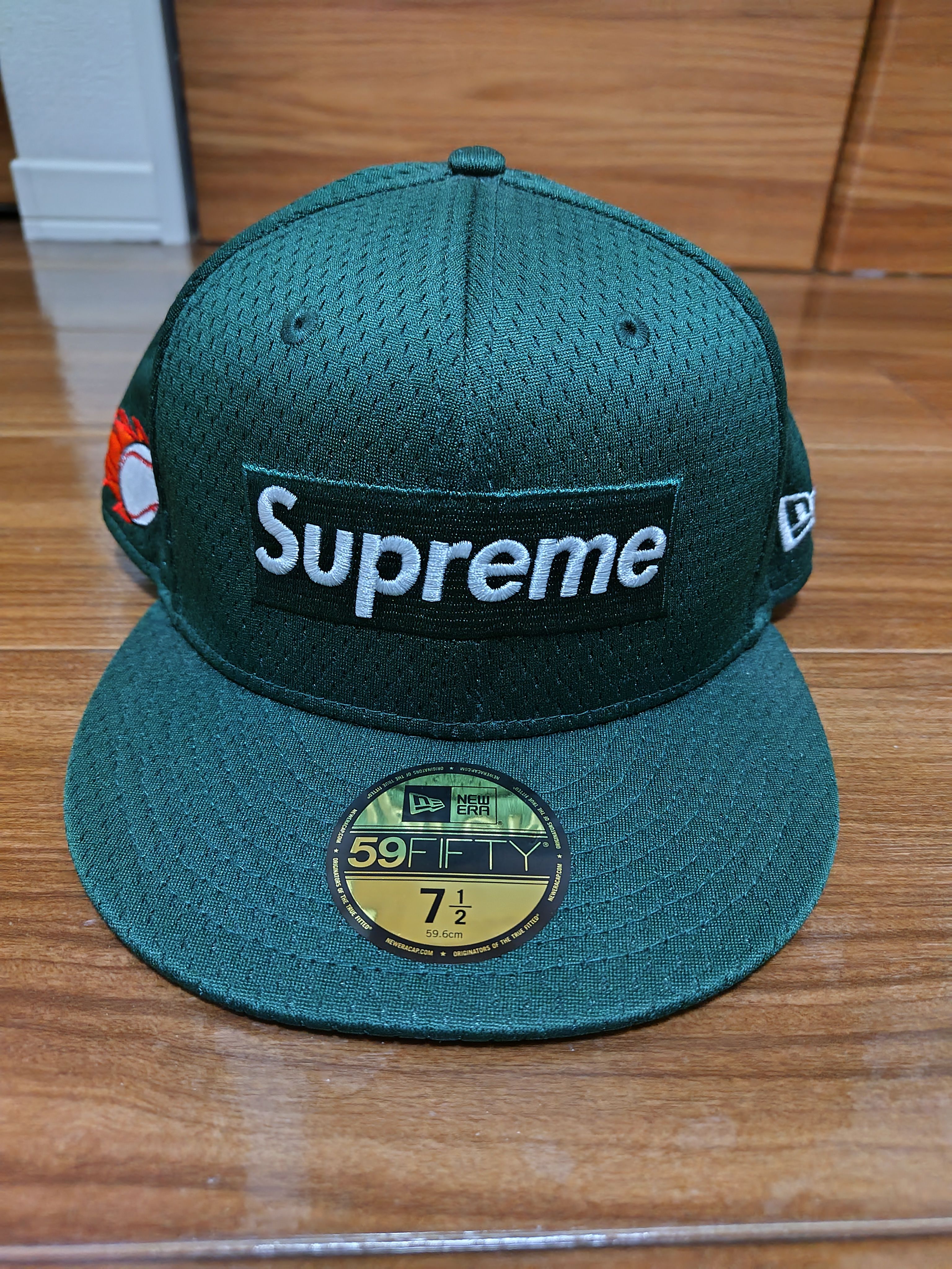 Supreme Mesh Box Logo New Era "Green"