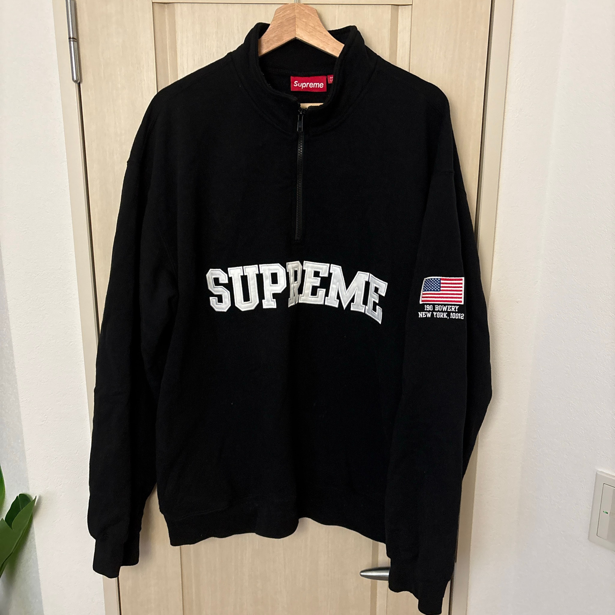 Supreme Shop Flag Half Zip Pullover (New York) "Black"