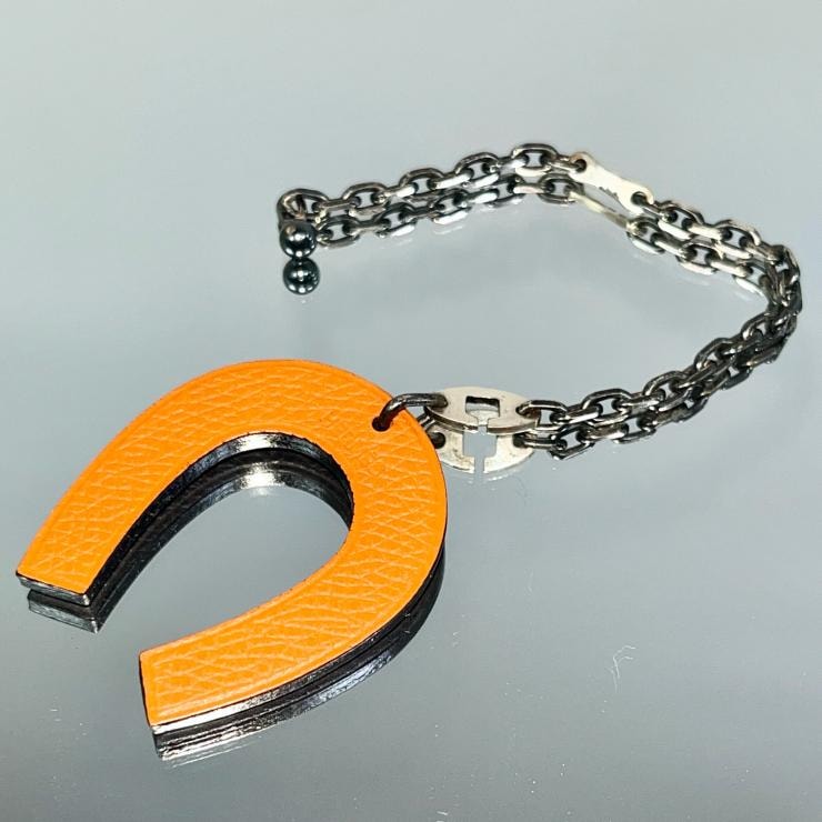 C (やや傷や汚れあり)】HERMES エルメス ホースシュー バッグチャーム