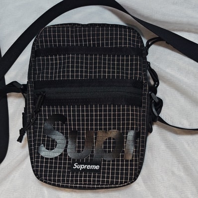 Supreme Shoulder Bag Supreme Shoulder Bag