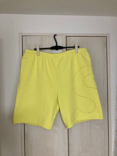 Supreme Laser Cut S Logo Sweatshort "Yellow"