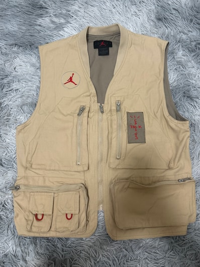 Air Jordan x Travis Cactus Jack Utility Vest "Khaki Desert"