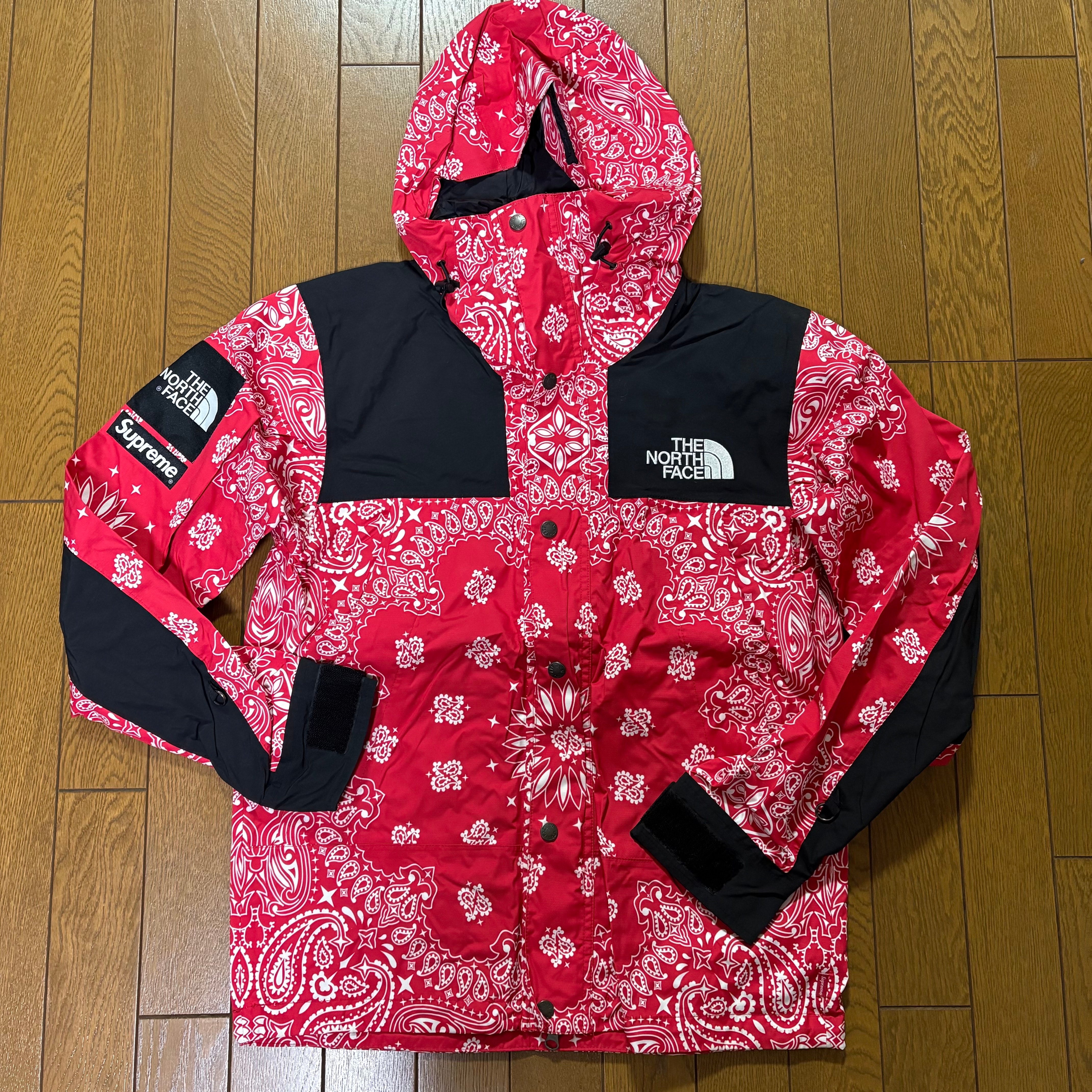 Supreme The North Face Bandana Mountain Parka "Red"