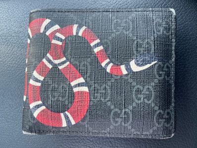GUCCI Kingsnake Print GG Supreme Coin Wallet "Black"