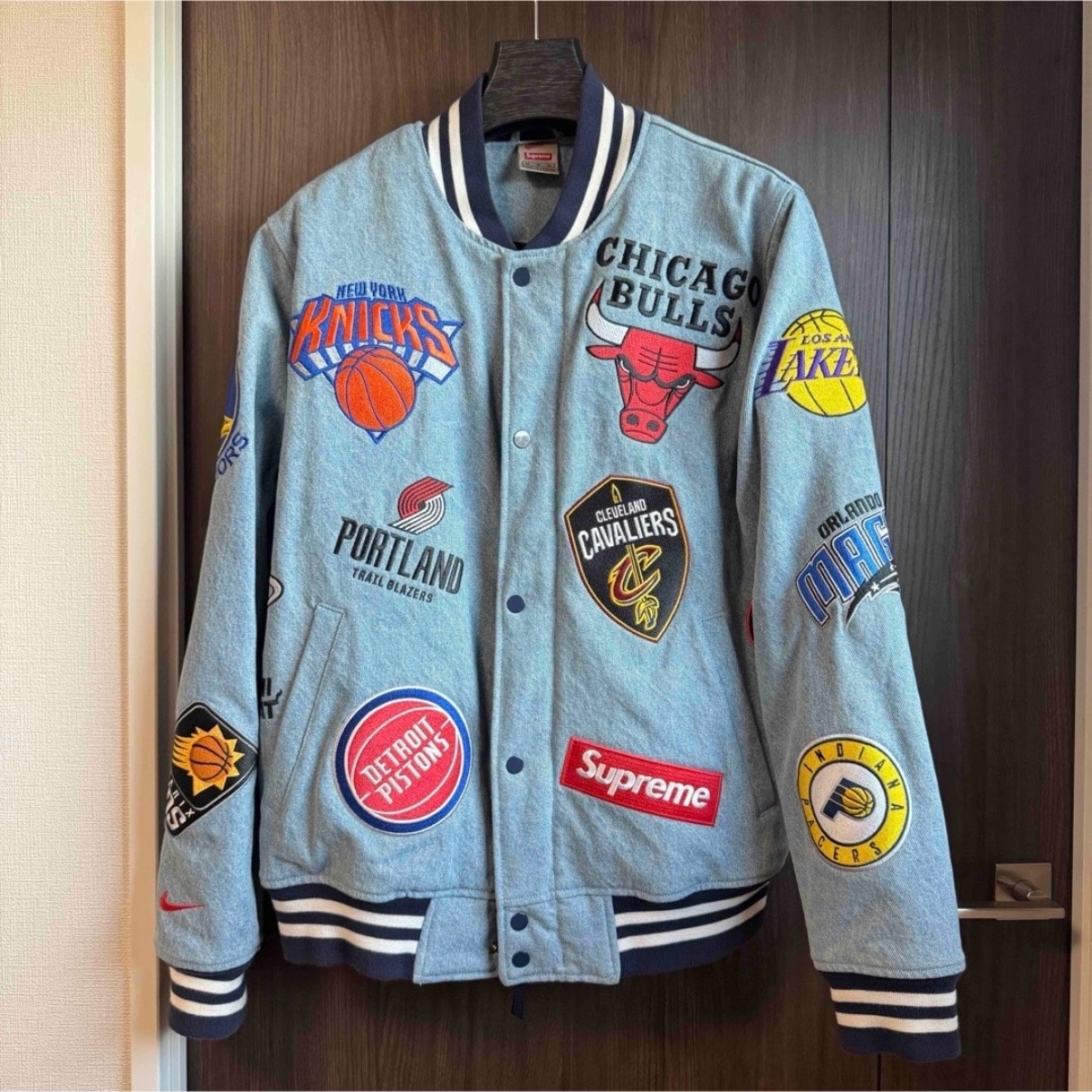 Supreme / Nike®/NBA Teams Warm-Up Jacket "Blue"
