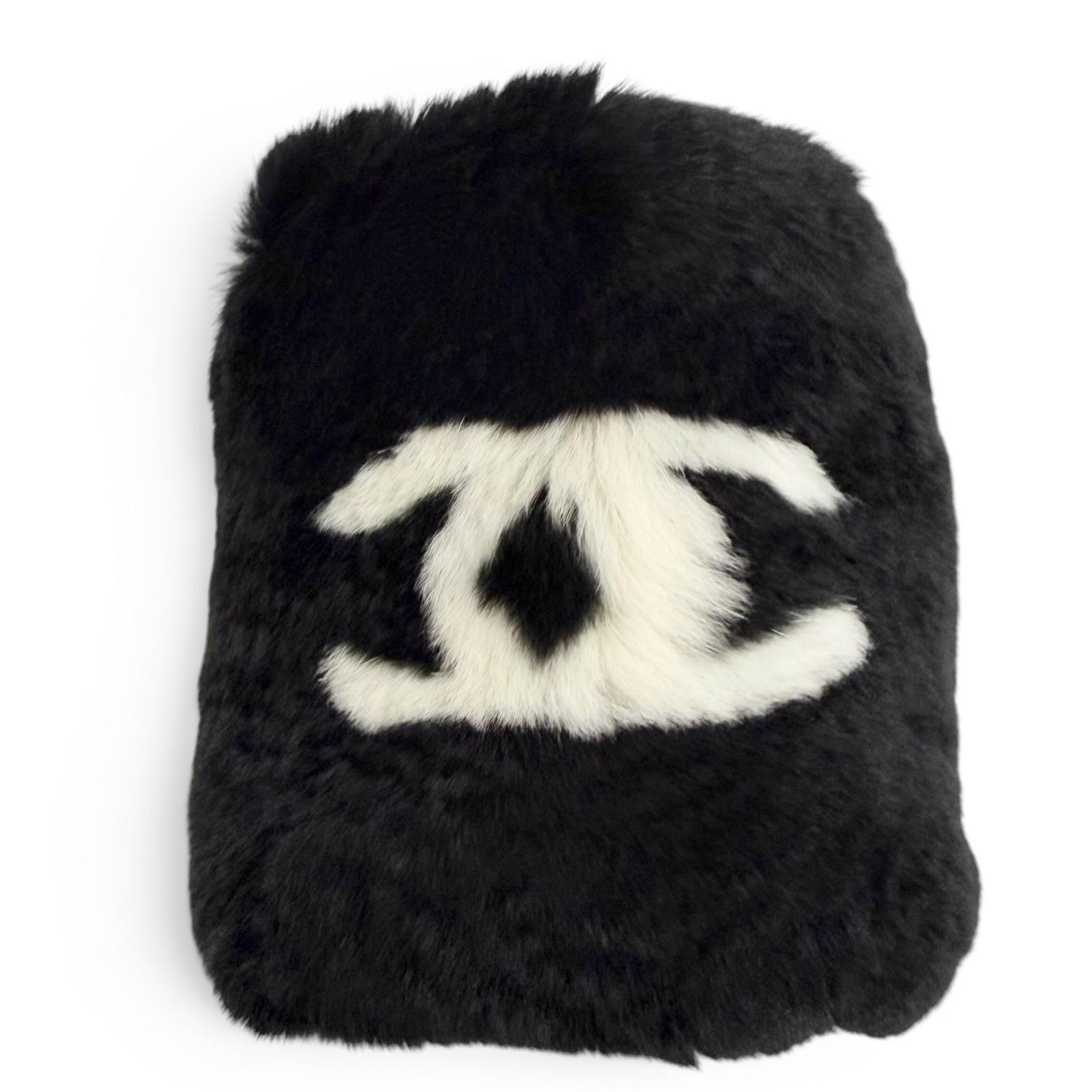 CHANEL 【美品】✨ラパン　ファー　ホワイト　リストバンド　バングル A (未使用に近い)】極美品 シャネル ココマーク ラパン ファー リスト