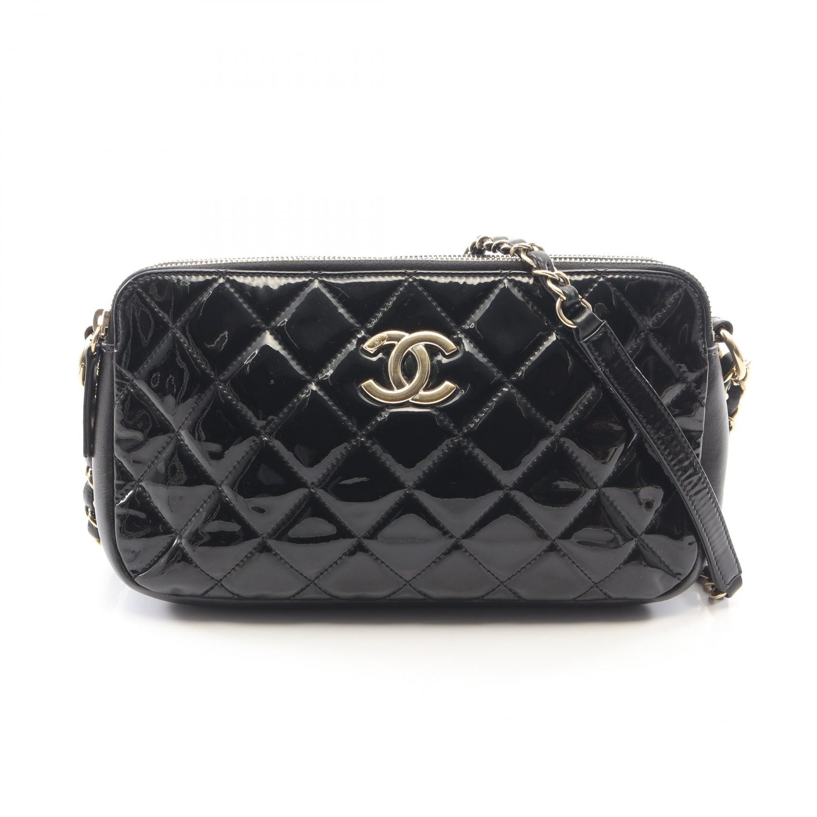 シャネル CHANEL マトラッセ ショルダーバッグ バッグ パテントレザー レディース ブラック系 【中古】