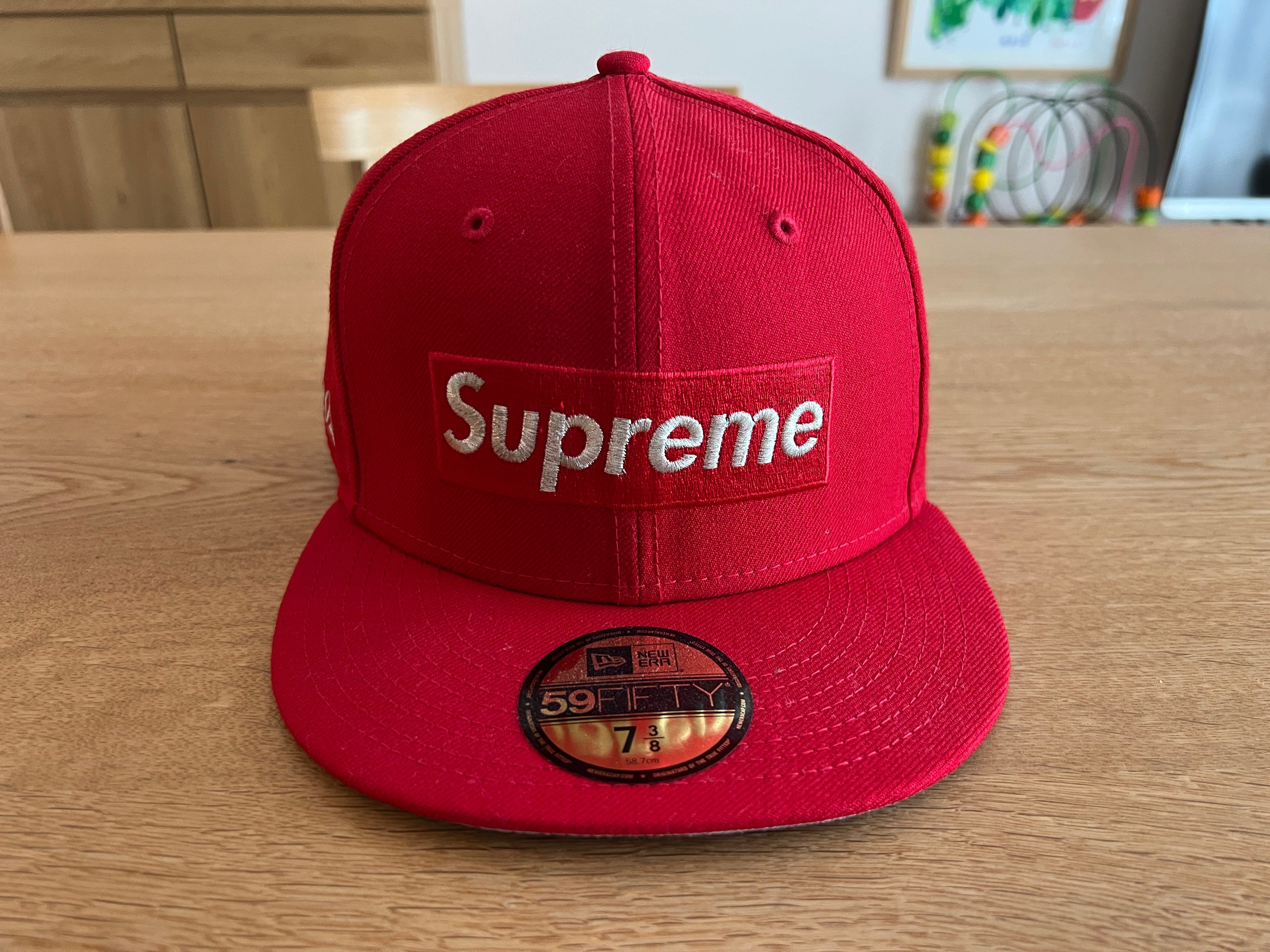 Supreme $1M Metallic Box Logo New Era® "Red"