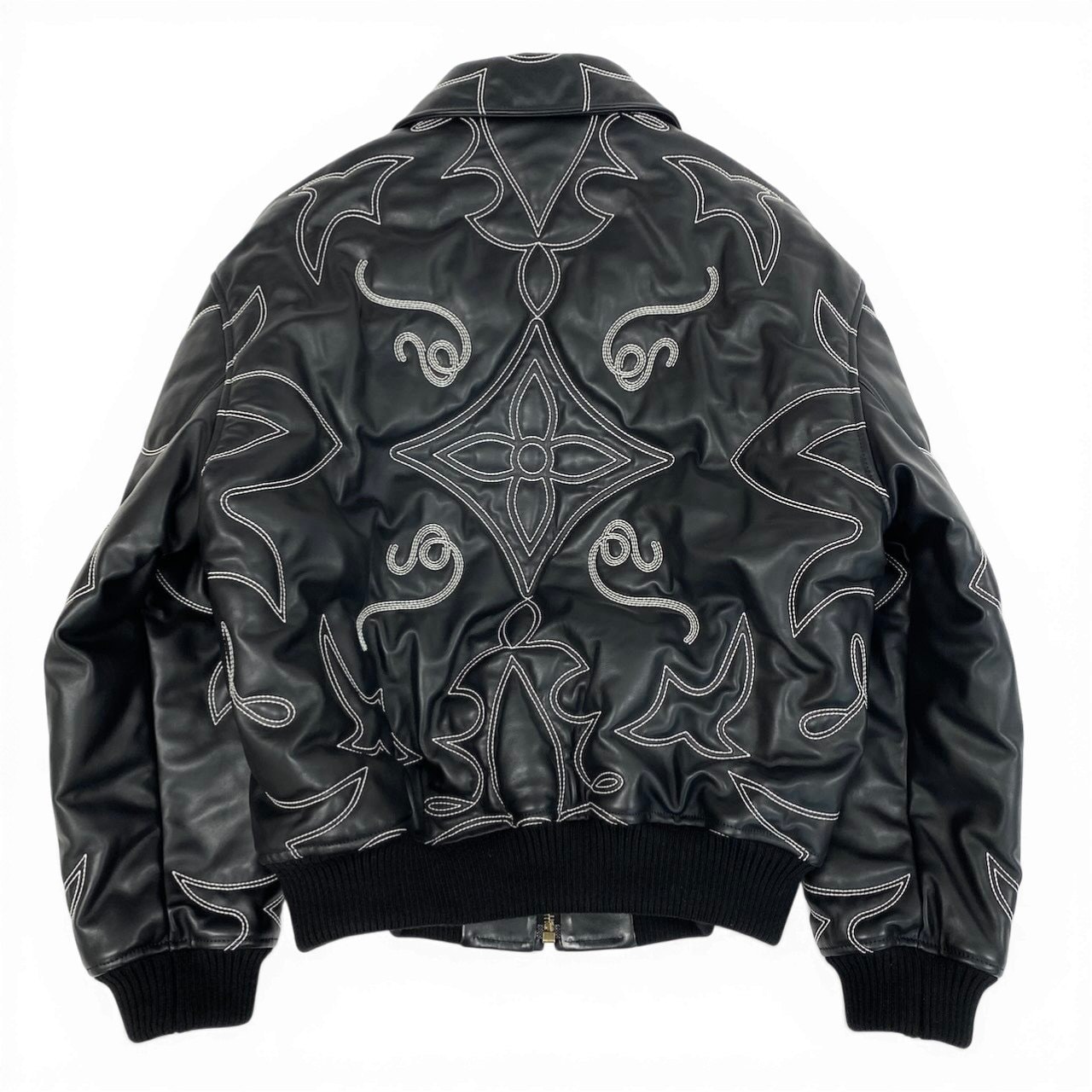 美品 LOUIS VUITTON ルイヴィトン エンブロイダリー レザーボンバージャケット ブラック レザー 牛革/ その他アウター A3-00300 【中古】