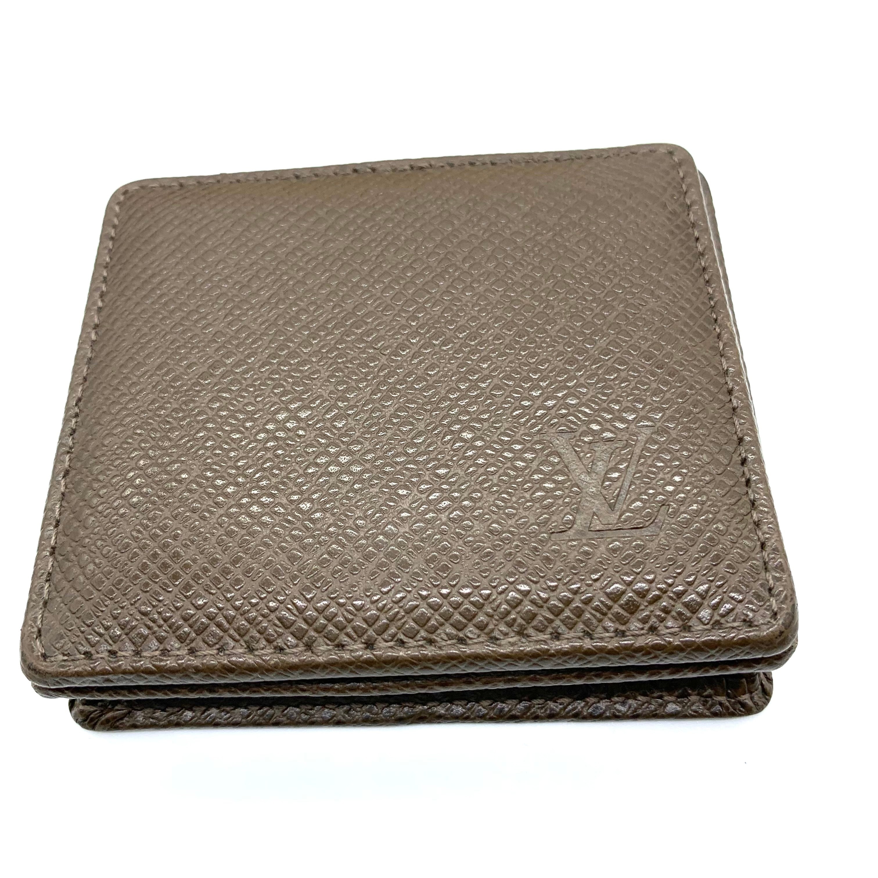 Louis Vuitton Taiga Portemonne Boite "Grizzly"