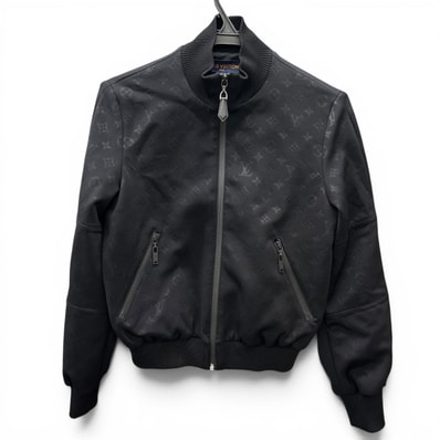 LOUIS VUITTON 極美品 ルイヴィトン Emboaaed Monogram Zip-Up Jacket エンボスモノグラム ジップアップジャケット ブルゾン RW221W D97 FMJA26 ナイロン #36 アウター LV Aランク 中古 鑑定済