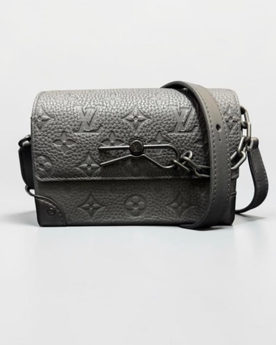 ルイ・ヴィトン LOUIS VUITTON スティーマー ウエアラブル ウォレット ショルダーバッグ バッグ レザー モノグラム・トリヨンレザー メンズ ブラック