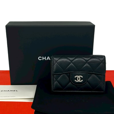 CHANEL シャネル マトラッセ ココマーク ラムスキン 三つ折り財布 ブラック
37774