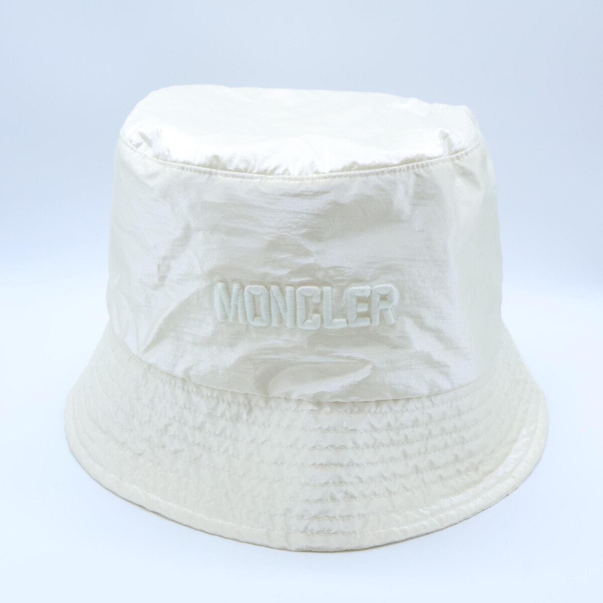 モンクレール 【即決/国内正規】I10933B00012 53A3H BUCKET ロゴ刺繍 ナイロン バケットハット L