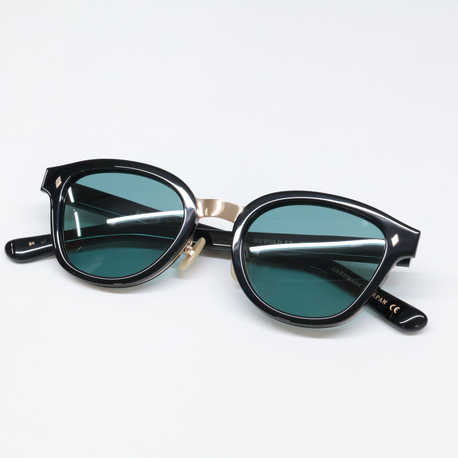 アヤメ 【美品】NEWOLD EX BK ニューオールドイーエックス コンビ ボスリントンシェイプ 49□21