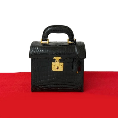 GUCCI グッチ レディロック レザー ハンドバッグ ブラック
32987