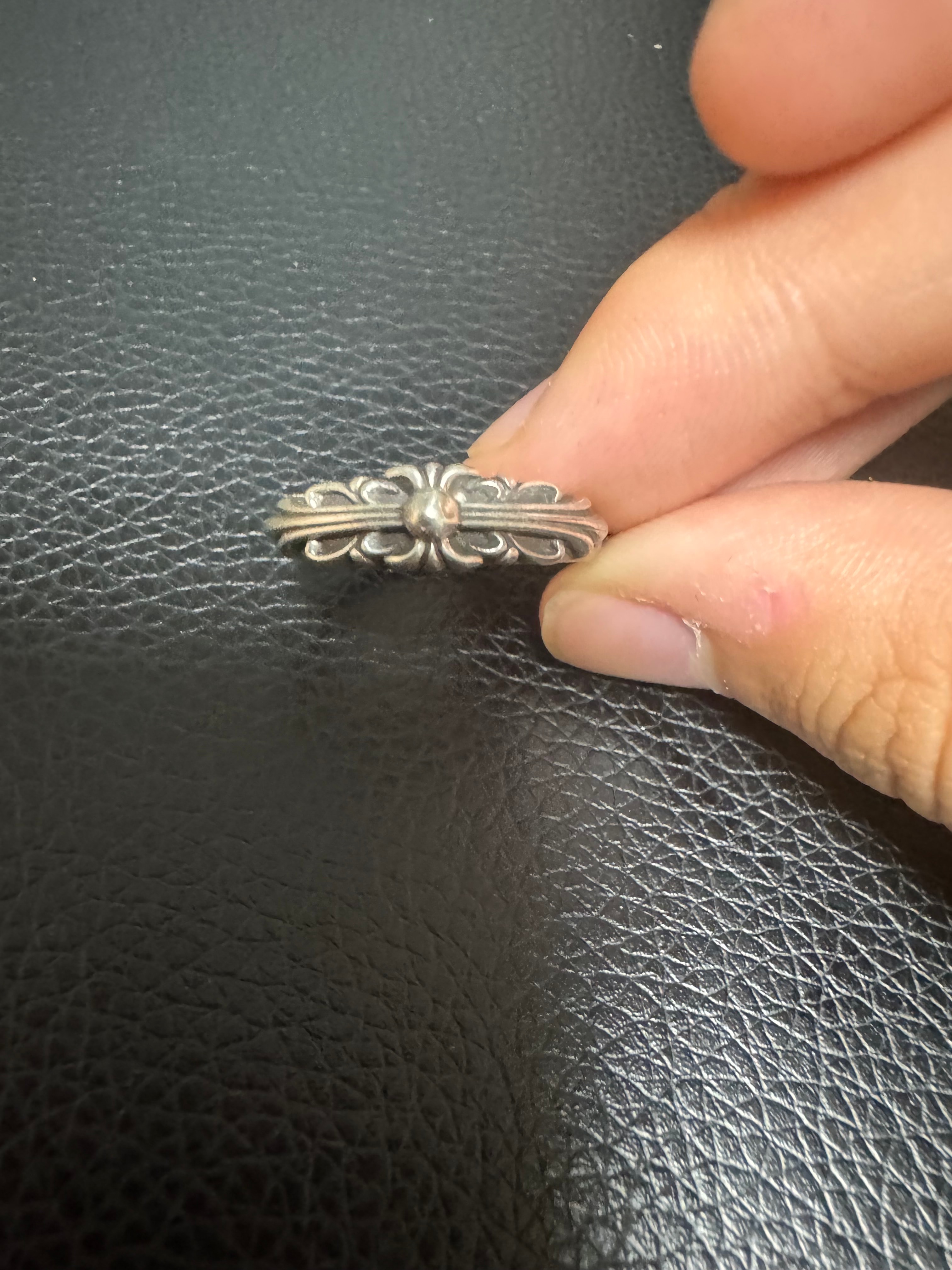 Chrome Hearts Baby Classic Ring W / Floral Cross "Silver"