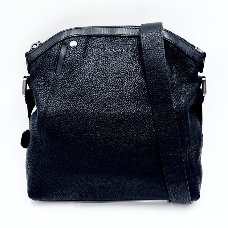 BVLGARI(ブルガリ)オクト ショルダーバッグ ブラック レザー シルバー金具 斜め掛け メンズ レディース ユニセックス【中古】