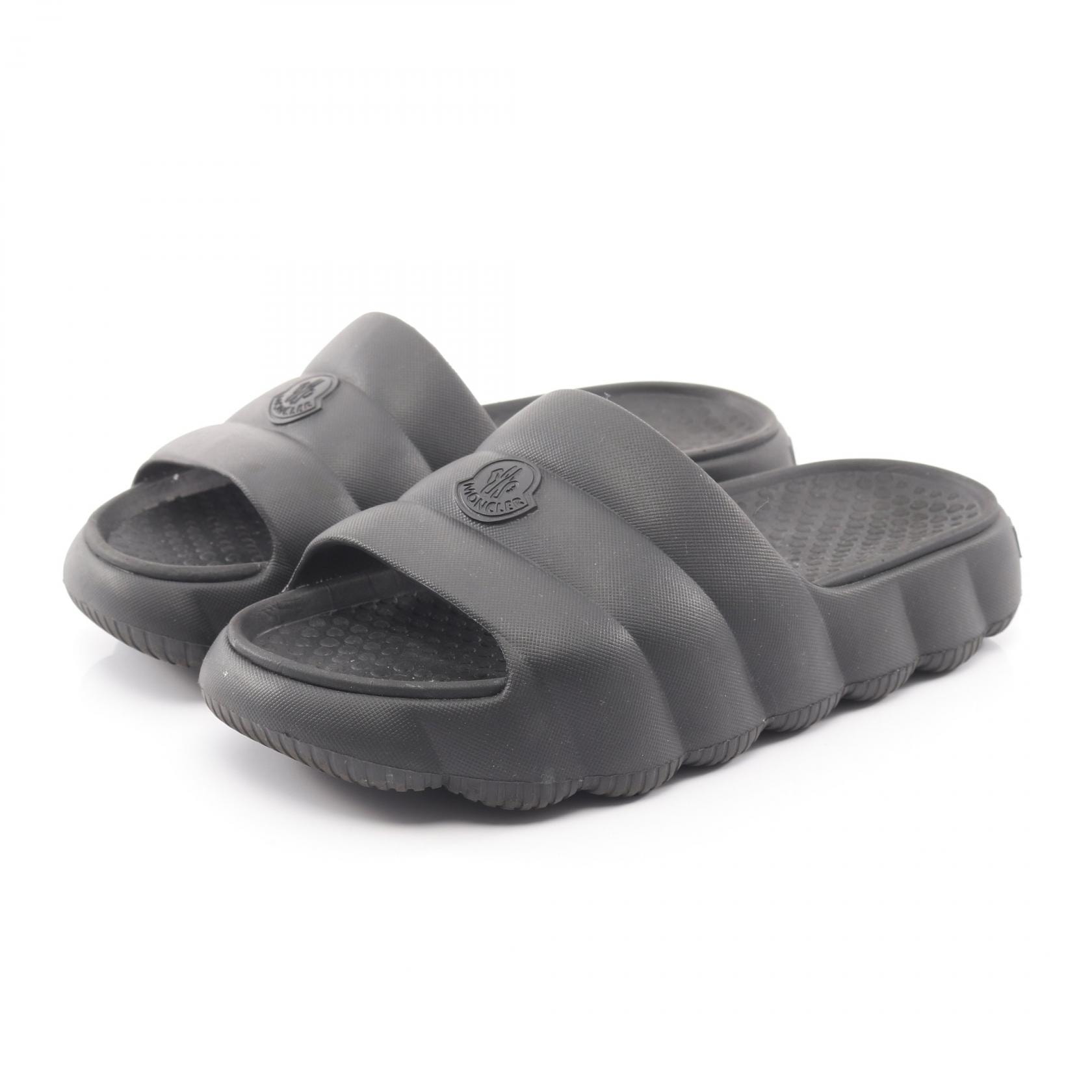 モンクレール MONCLER LILO サンダル 靴 ラバー レディース ブラック系 4C00010 【中古】