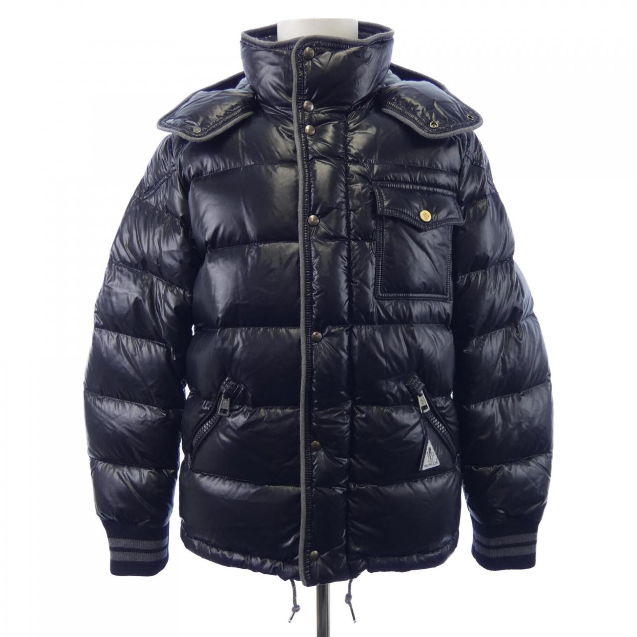 モンクレール MONCLER BORROME ダウンジャケット